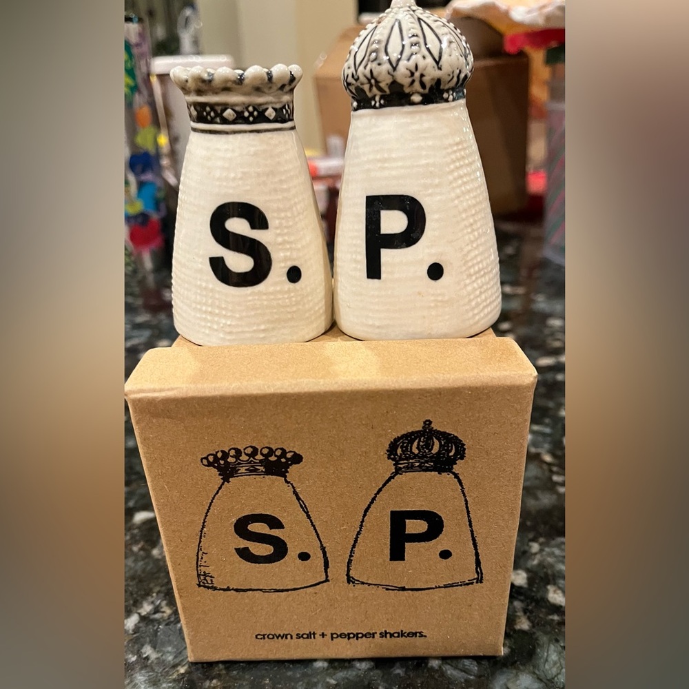 Rae Dunn Crown Salt and Pepper Shaker Set. Shipped in original box.